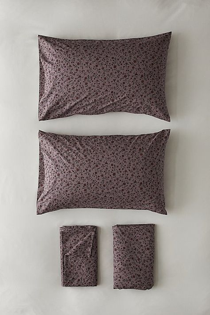 Bella Swan Bedsheet Set